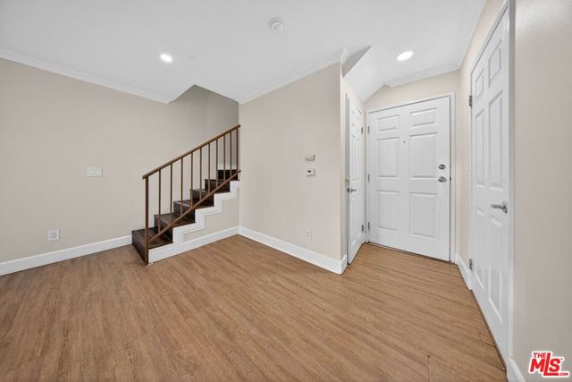 11063 Cumpston Street 102, North Hollywood, CA 91601