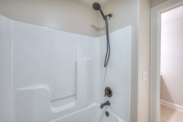 1378 Sweetwater Dr, Brentwood, TN 37027