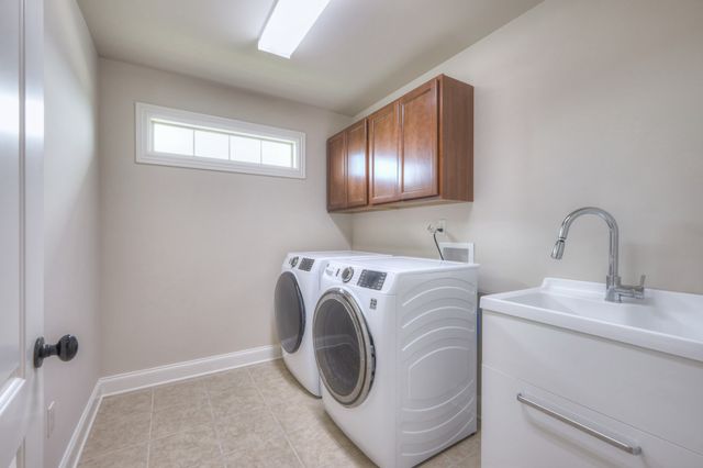 1378 Sweetwater Dr, Brentwood, TN 37027
