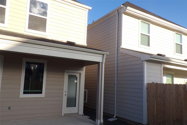 3550 Goldfinch Woods Drive, Katy, TX 77494