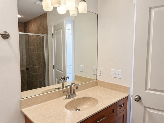 216 Semel Drive NW 360, Atlanta, GA 30309