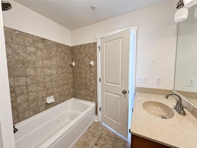 216 Semel Drive NW 360, Atlanta, GA 30309