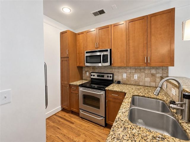 216 Semel Drive NW 360, Atlanta, GA 30309