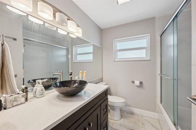 4715 W MONTGOMERY AVE, Tampa, FL 33616