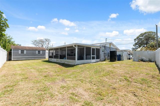 4715 W MONTGOMERY AVE, Tampa, FL 33616