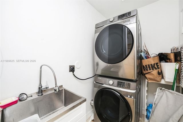 1898 S Miami Ave, Miami, FL 33129