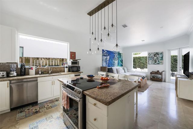 1898 S Miami Ave, Miami, FL 33129