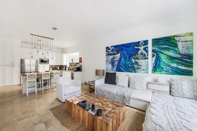 1898 S Miami Ave, Miami, FL 33129