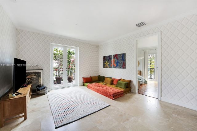 1898 S Miami Ave, Miami, FL 33129