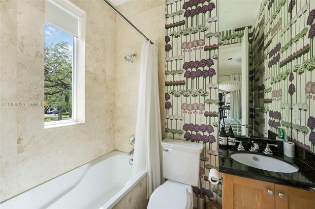 1898 S Miami Ave, Miami, FL 33129