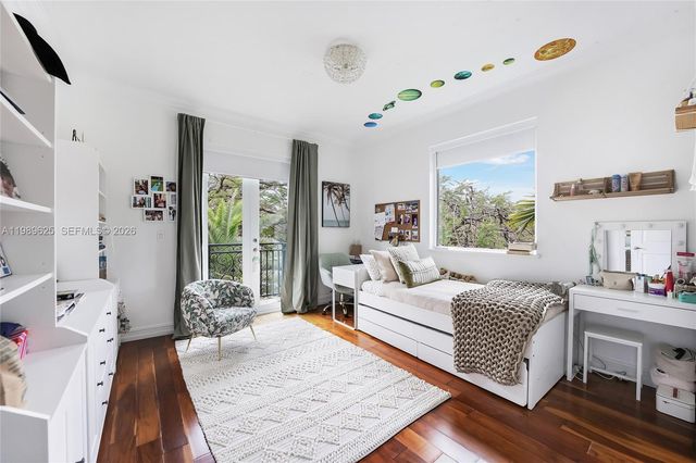 1898 S Miami Ave, Miami, FL 33129