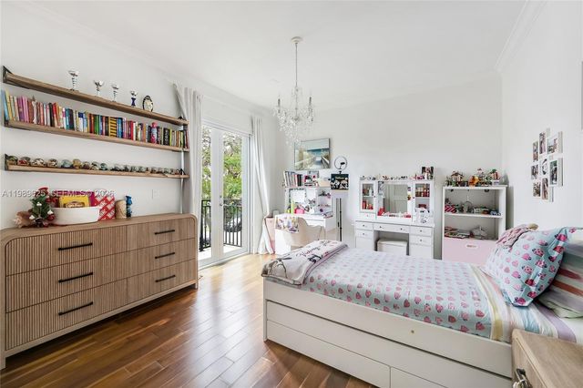 1898 S Miami Ave, Miami, FL 33129