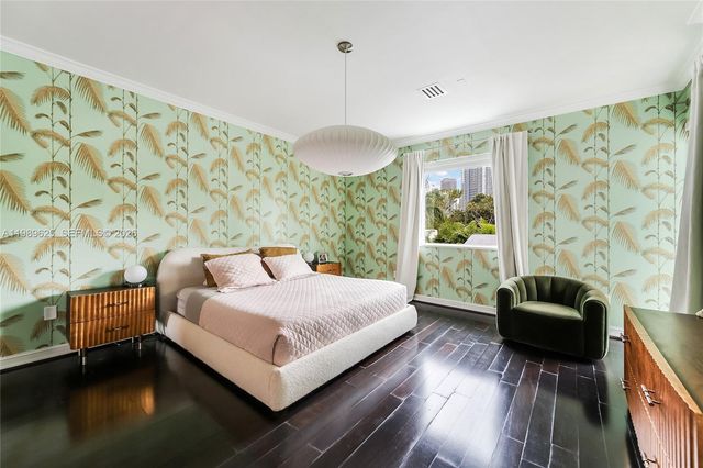 1898 S Miami Ave, Miami, FL 33129