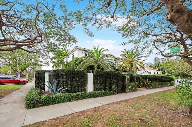 1898 S Miami Ave, Miami, FL 33129