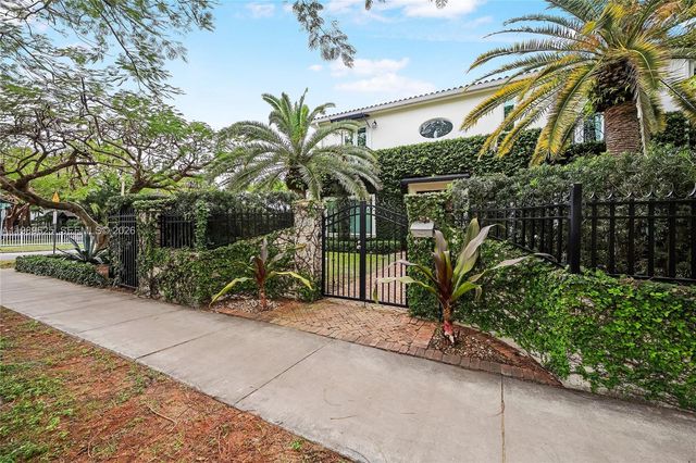 1898 S Miami Ave, Miami, FL 33129