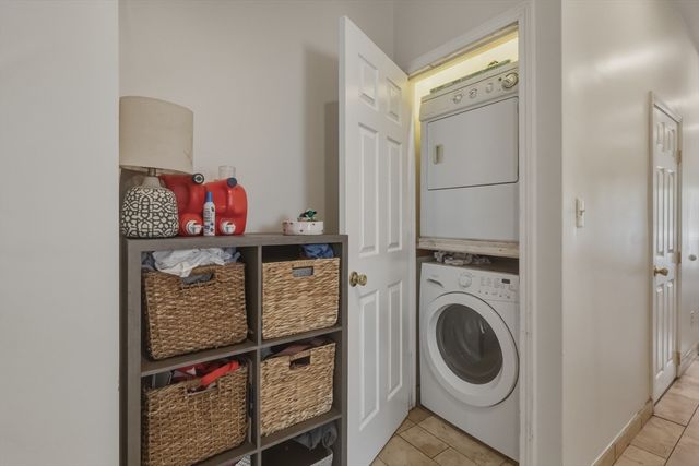 573 Somerville Avenue B, Somerville, MA 02143