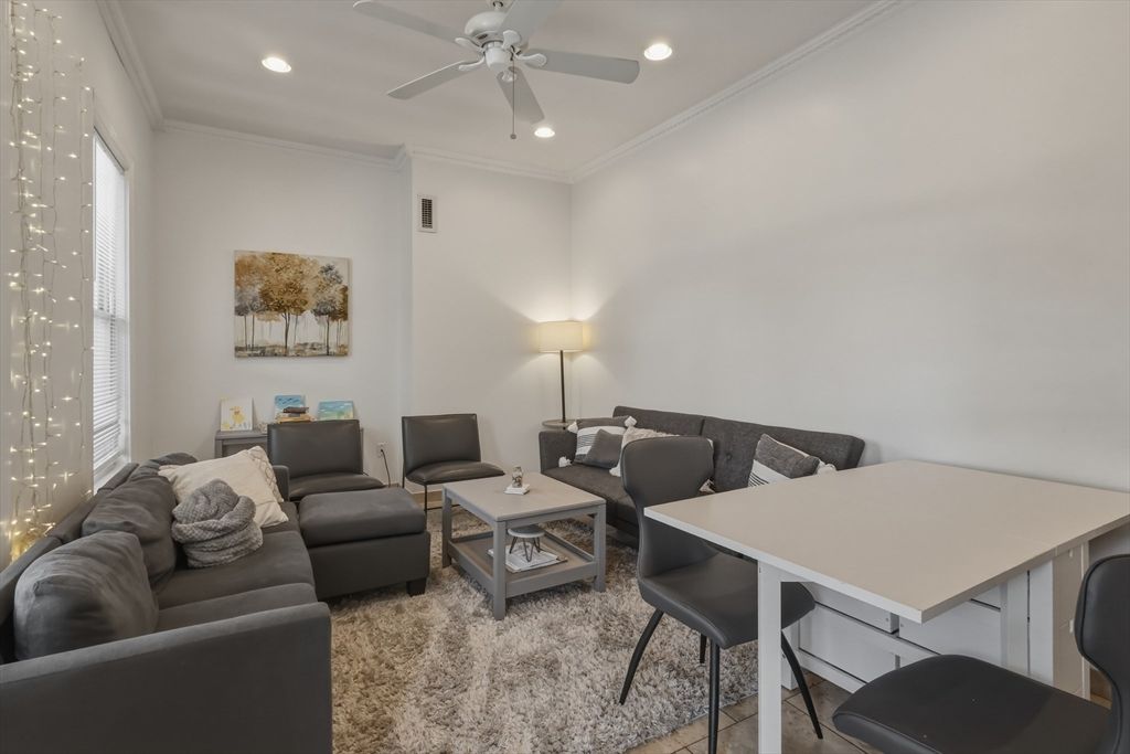 573 Somerville Avenue B, Somerville, MA 02143