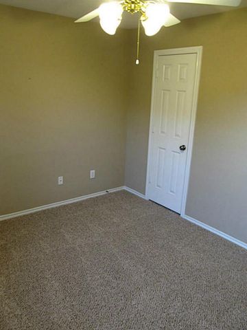 5104 N Big Spring Drive, Pearland, TX 77584