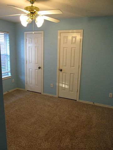 5104 N Big Spring Drive, Pearland, TX 77584