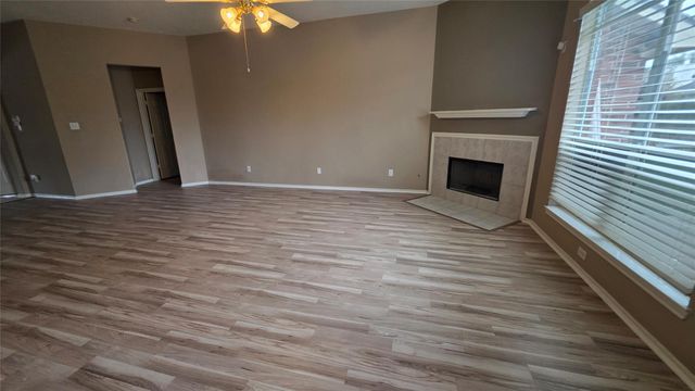 5104 N Big Spring Drive, Pearland, TX 77584