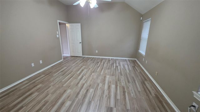 5104 N Big Spring Drive, Pearland, TX 77584