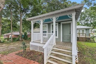 533 E College Avenue, Wiggins, MS 39577