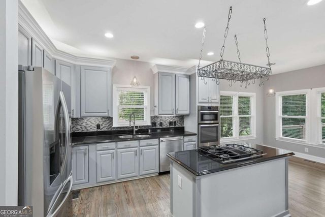 160 Treadstone Overlook, Johns Creek, GA 30024