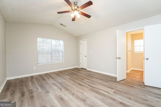 6520 Eastbriar Drive, Lithonia, GA 30058