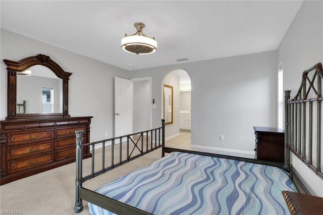 2526 SW 29th TER, Cape Coral, FL 33914