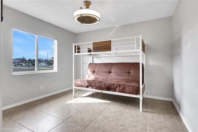 2526 SW 29th TER, Cape Coral, FL 33914