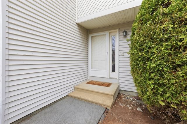 59 Samuel Dr 59, Grafton, MA 01536