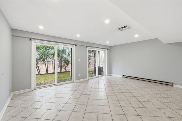 59 Samuel Dr 59, Grafton, MA 01536
