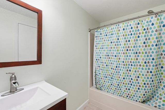 59 Samuel Dr 59, Grafton, MA 01536