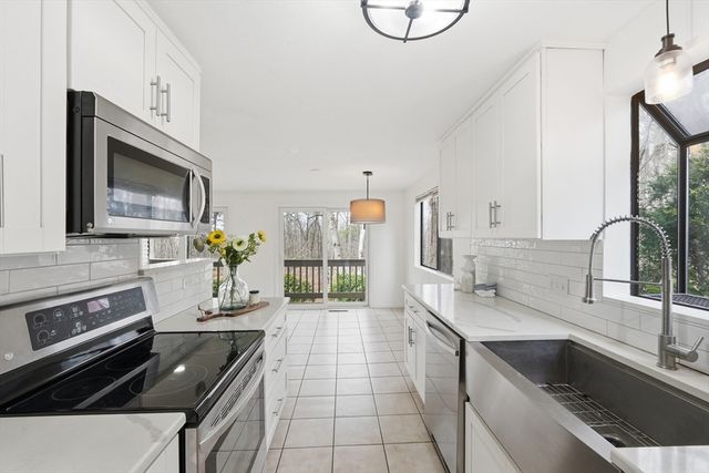 59 Samuel Dr 59, Grafton, MA 01536