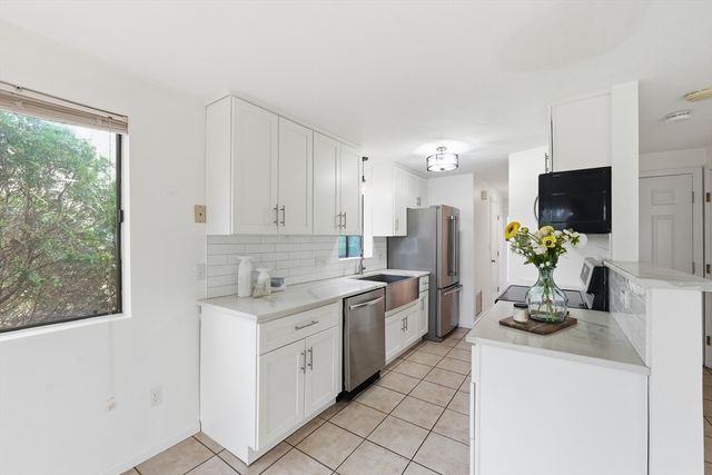 59 Samuel Dr 59, Grafton, MA 01536