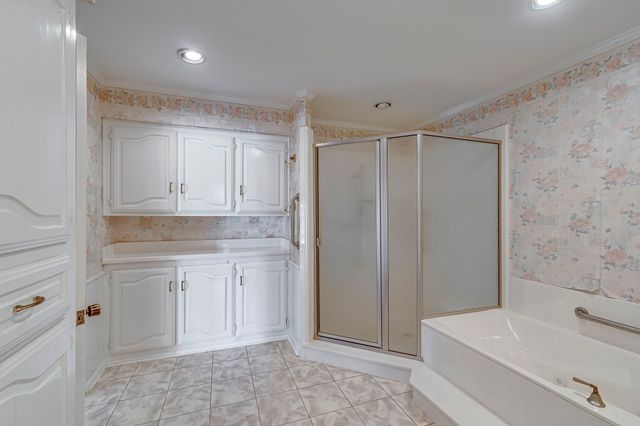 529 N Grand Avenue, Waxahachie, TX 75165