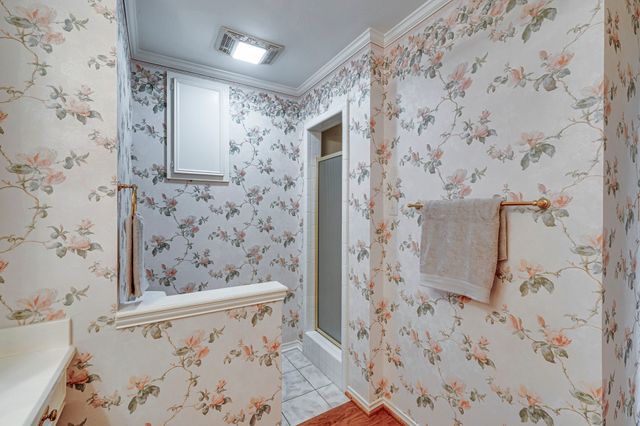 529 N Grand Avenue, Waxahachie, TX 75165