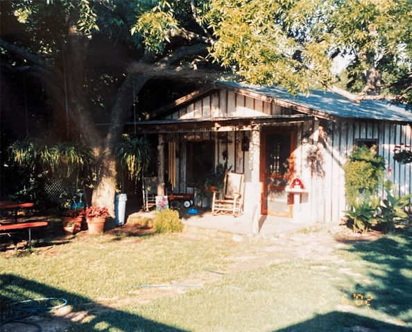 529 N Grand Avenue, Waxahachie, TX 75165