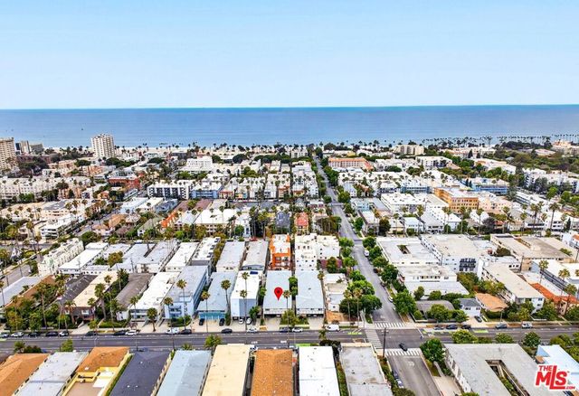 912 6th Street 8, Santa Monica, CA 90403