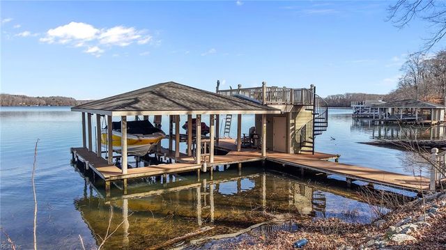 366 Mountain Rock TRL, Boydton, VA 23917