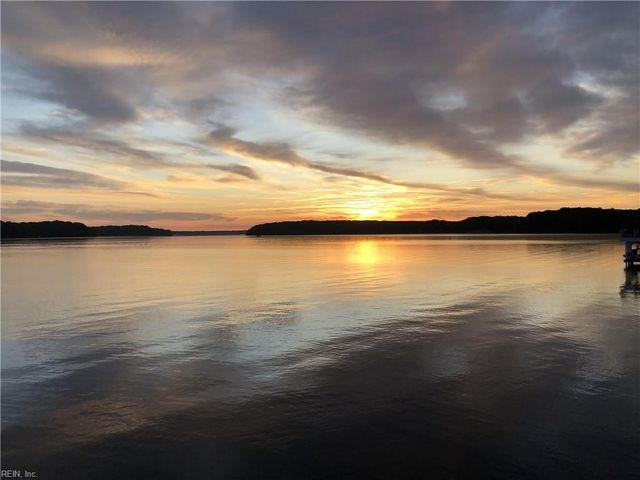 366 Mountain Rock TRL, Boydton, VA 23917