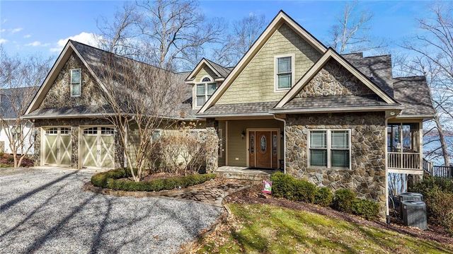 366 Mountain Rock TRL, Boydton, VA 23917