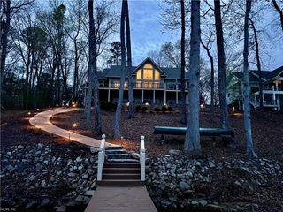 366 Mountain Rock TRL, Boydton, VA 23917