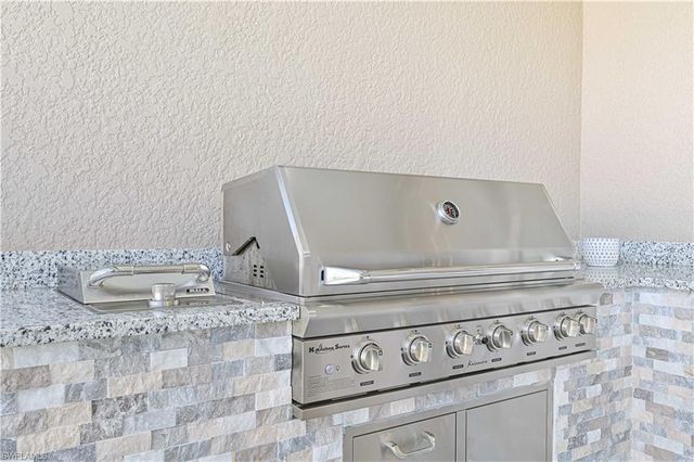 17300 Coastal Ridge DR, Fort Myers, FL 33908