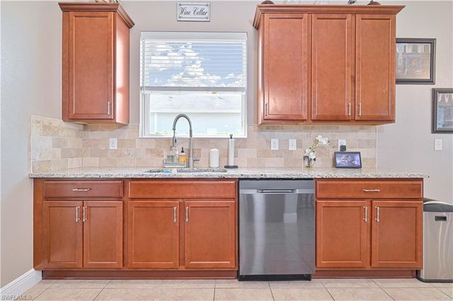 17300 Coastal Ridge DR, Fort Myers, FL 33908