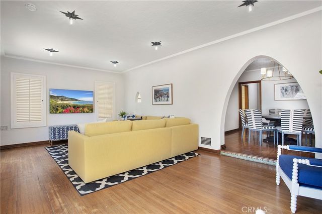 26 La Verne, Long Beach, CA 90803