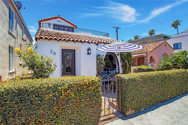 26 La Verne, Long Beach, CA 90803