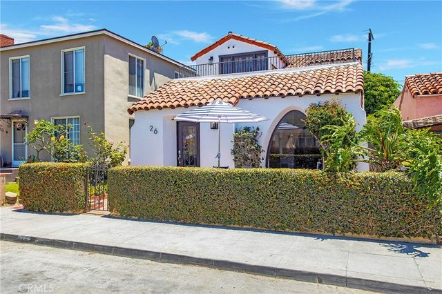 26 La Verne, Long Beach, CA 90803