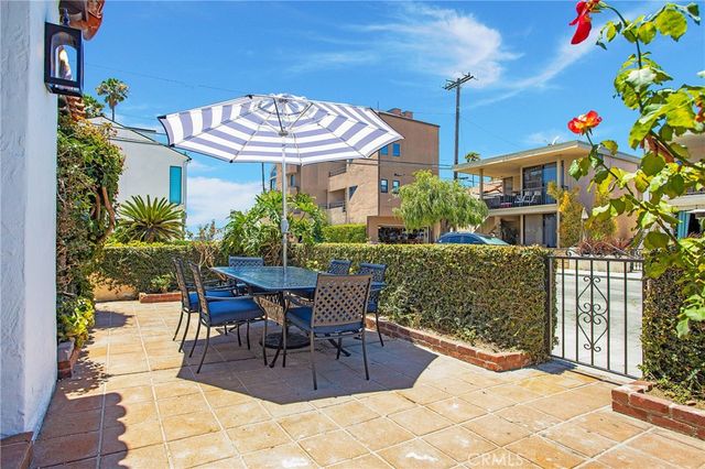 26 La Verne, Long Beach, CA 90803