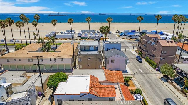26 La Verne, Long Beach, CA 90803